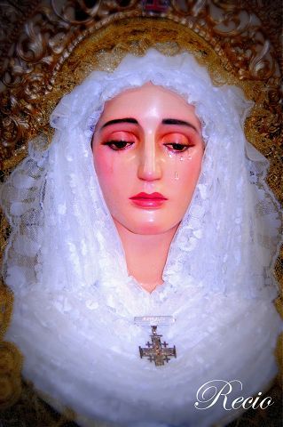 Rostro de María Santísima del Amor.